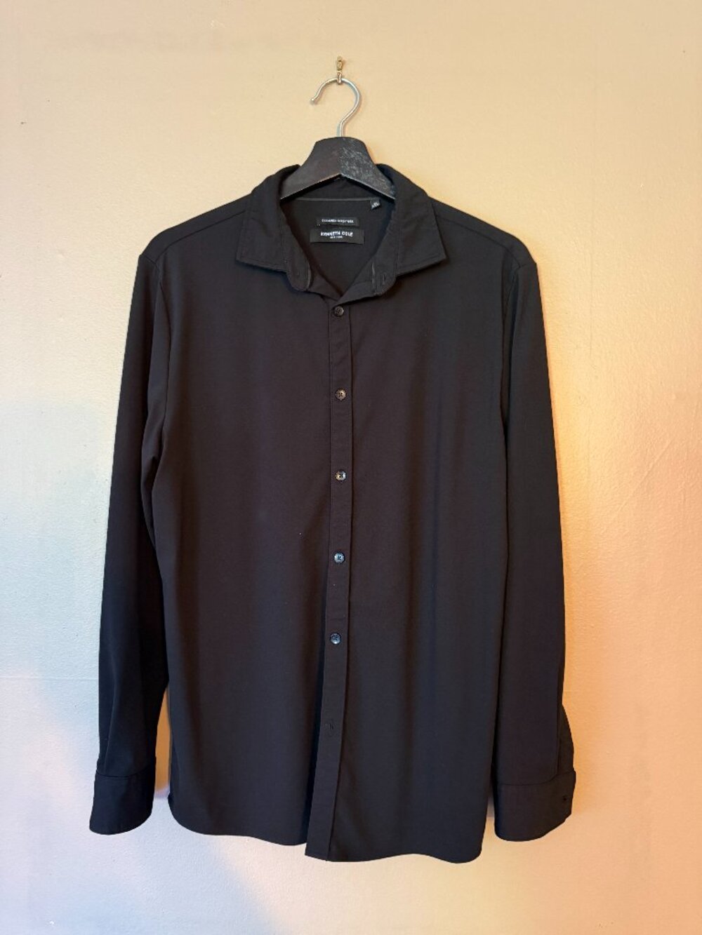 Kenneth Cole New York Men's Black Long Sleeve Tech Button Up Shirt Medium